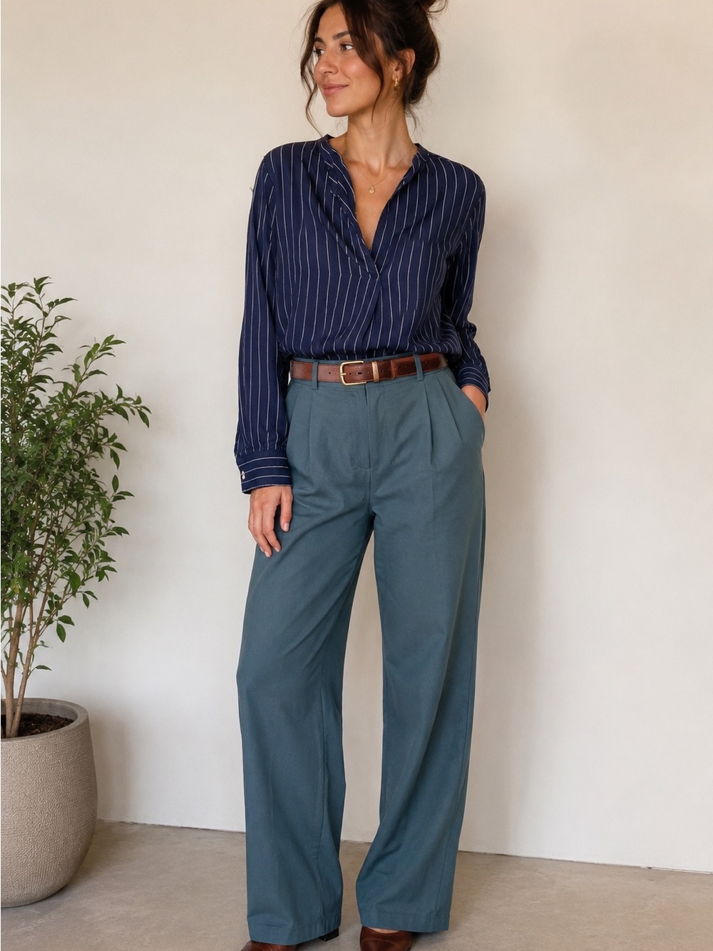 Old Navy Navy Pinstripe Split Neck Blouse Top Size Large